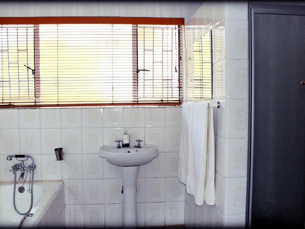 Aqua Terra Guest House Lydenburg Extérieur photo